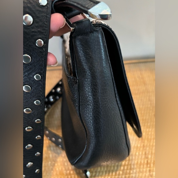 Michael Kors Hayes Large Messenger Bag/crossbody purse - Black - Picture 12 of 13